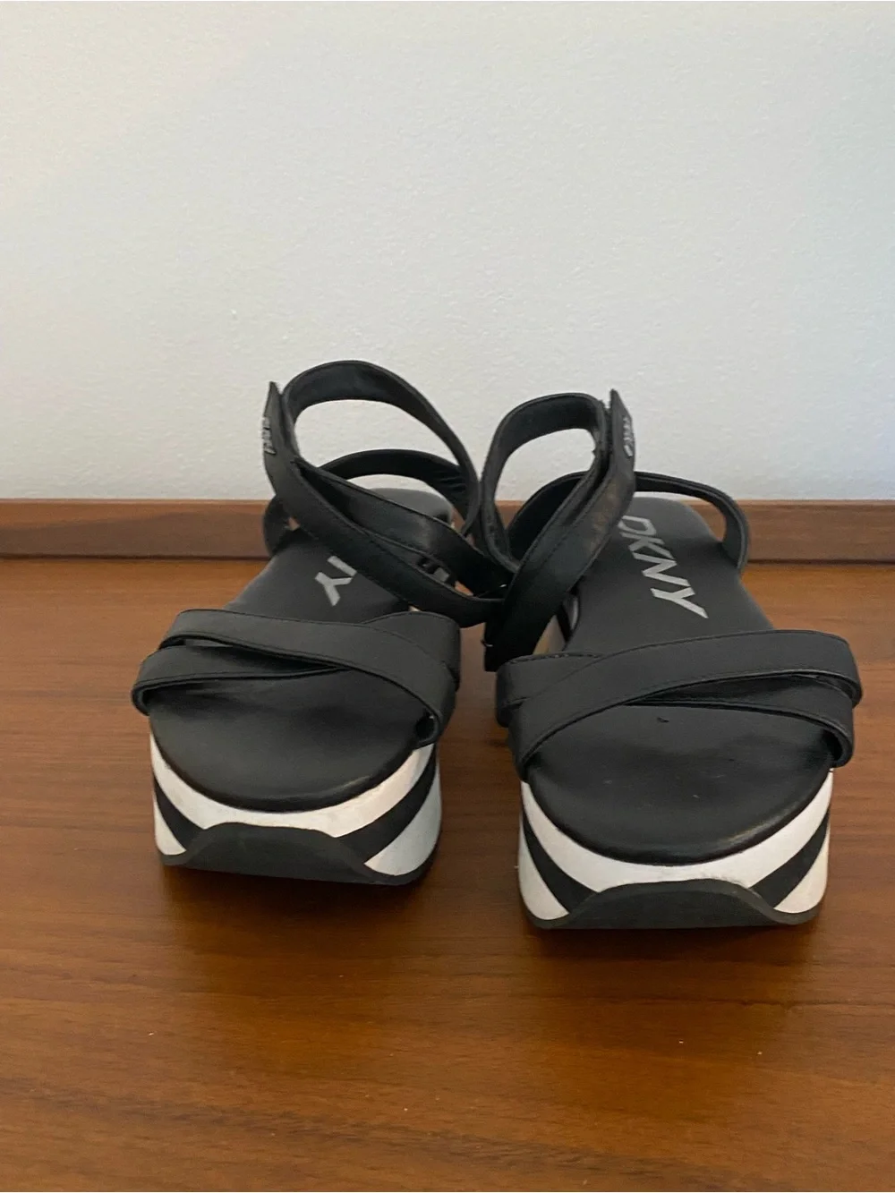 DKNY Black & White Leather Platform Sandals Ankle Strap
